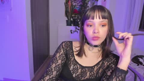 Snapshot of honey_hoe chatting on January 31, 1:11 am Lau online show from January 31, 1:11 am