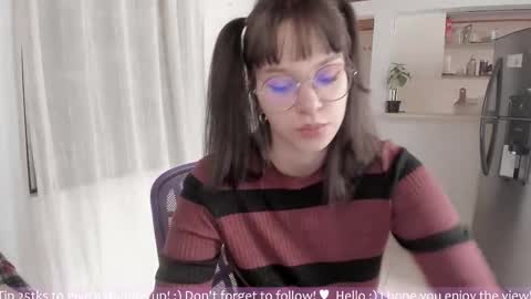 Lau online show from October 12, 9:03 pm