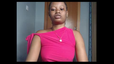 Sonia online show from February 15, 1:52 pm