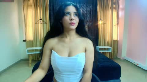 Honey Love online show from September 17, 2:08 pm