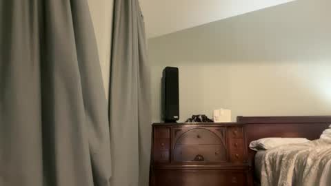 honey_man14 online show from April 28, 3:06 pm