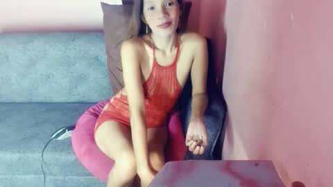 honey_mollyxx online show from October 13, 2:11 am