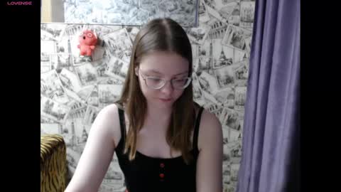 Lina online show from December 22, 2:16 pm