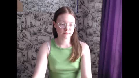Lina online show from March 3, 1:31 pm
