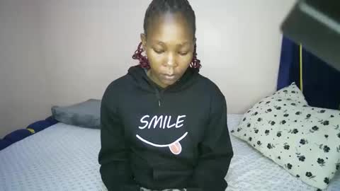 Snapshot of honey_nubia0 chatting on December 13, 9:31 pm honey_nubia0 online show from December 13, 9:31 pm