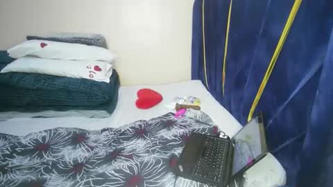 Snapshot of honey_nubia0 chatting on February 16, 4:58 pm honey_nubia0 online show from February 16, 4:58 pm