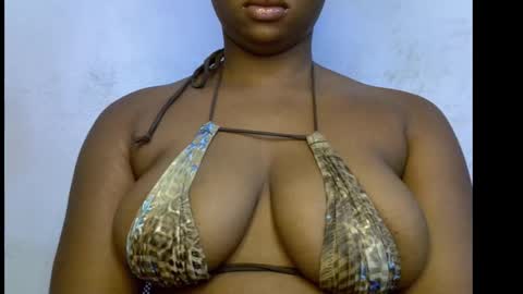 mamacita online show from October 19, 8:15 am