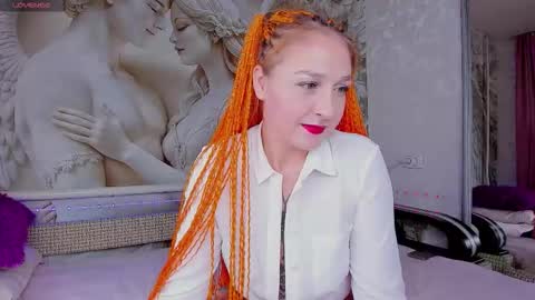 CHRISTIE and HERALD online show from October 29, 8:38 am