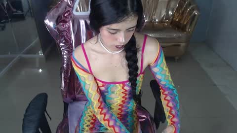 HONEY  online show from February 26, 4:24 pm