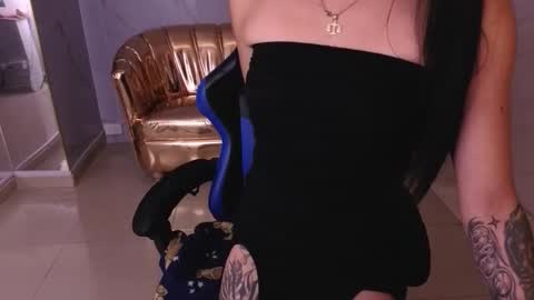 Snapshot of honey_torres_sub chatting on March 8, 3:54 am HONEY online show from March 8, 3:54 am