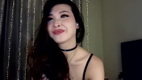 yani  online show from February 5, 11:53 pm