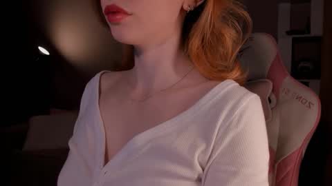 honeyautumn online show from November 12, 10:41 pm