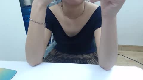 honeybaby2k online show from November 25, 2:44 am