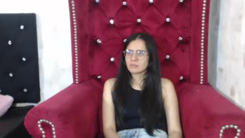 Emily online show from December 15, 3:27 pm