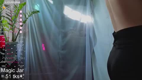 Molly  online show from October 6, 5:05 am