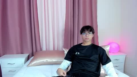 honeymoon_sariel online show from December 1, 8:36 pm