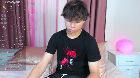 honeymoon_sariel online show from January 11, 8:14 pm