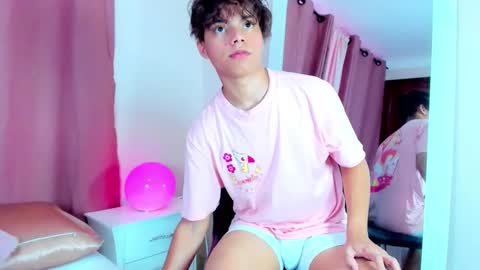 honeymoon_sariel online show from February 28, 8:32 pm