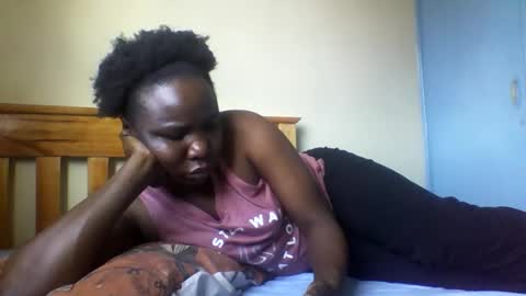 Honeymuny online show from November 17, 6:19 am