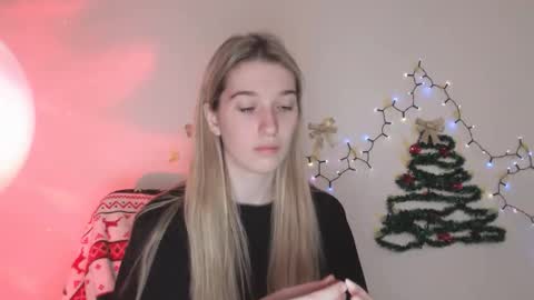 honeyveil online show from January 9, 11:24 am