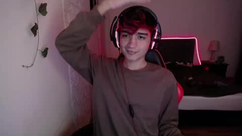 Esteban online show from September 13, 4:34 am