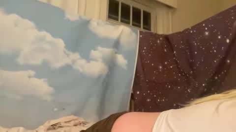 Emi Rose online show from May 15, 5:58 am