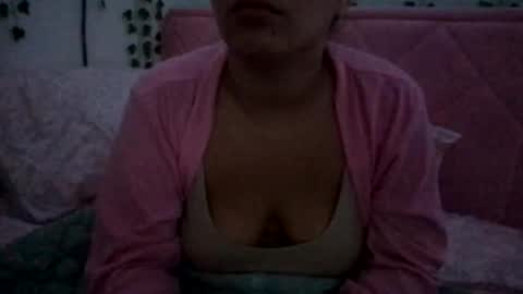 honeyyy89 online show from April 24, 11:01 am