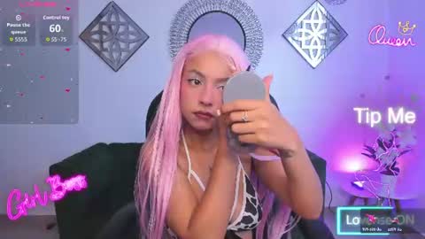 Snapshot of honeyy_taylor chatting on July 24, 2:59 pm honeyy_taylor online show from July 24, 2:59 pm