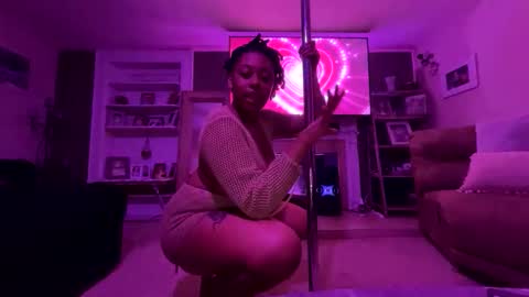 Honey online show from October 21, 2:12 am