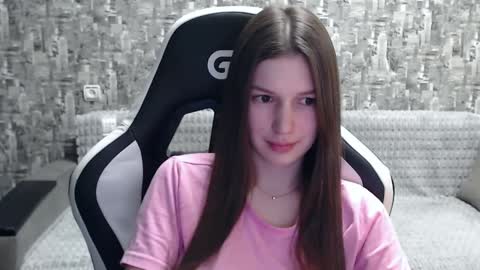 Nancy online show from December 23, 5:54 pm