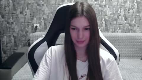 Nancy online show from January 7, 12:20 pm