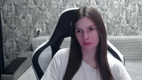 Nancy online show from January 7, 4:16 pm