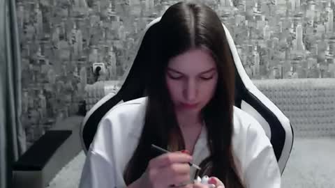 Nancy online show from February 27, 5:36 pm