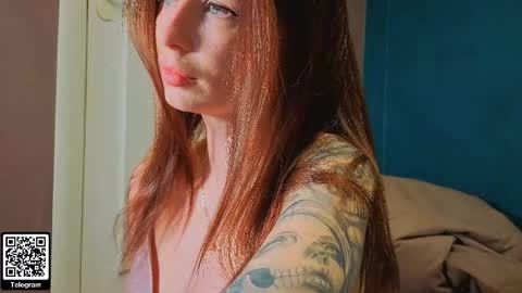 the perfectgirl online show from April 2, 6:38 pm