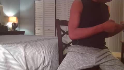 Snapshot of hooshung_mvers8 chatting on November 11, 2:44 am hooshung_mvers8 online show from November 11, 2:44 am