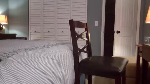 Snapshot of hooshung_mvers8 chatting on March 31, 12:45 am hooshung_mvers8 online show from March 31, 12:45 am