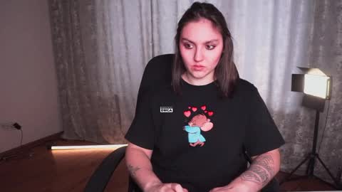 Karina online show from April 4, 4:11 am