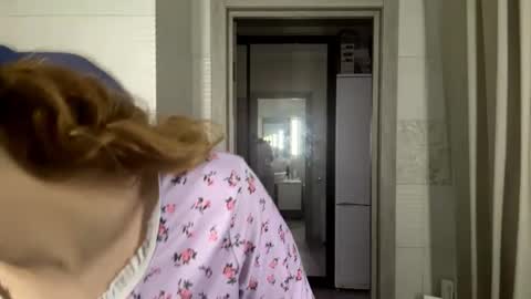 Emmi online show from November 1, 9:11 am