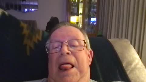 horndog online show from December 19, 7:59 am