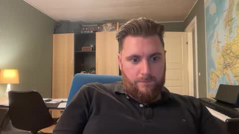 Snapshot of horne87 chatting on November 7, 9:15 pm horne87 online show from November 7, 9:15 pm