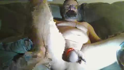 Showing off gets me off online show from May 6, 3:57 am