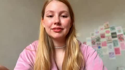 Audrey online show from May 12, 2:19 am
