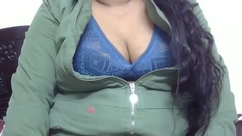 horneydesibabe online show from December 14, 5:03 pm