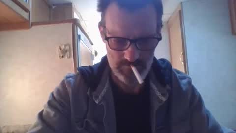 Snapshot of horneyjoe48 chatting on January 10, 4:53 pm joey online show from January 10, 4:53 pm