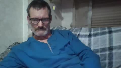 Snapshot of horneyjoe48 chatting on January 13, 3:12 am joey online show from January 13, 3:12 am