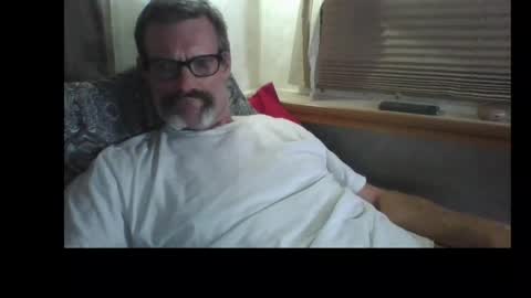 Snapshot of horneyjoe48 chatting on April 5, 10:12 am joey online show from April 5, 10:12 am