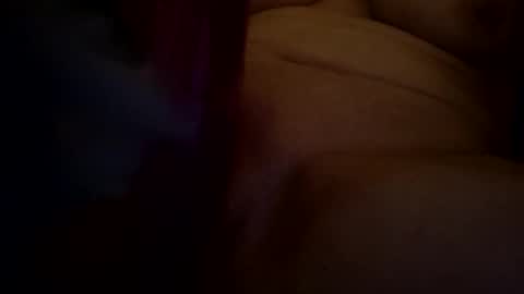 Snapshot of horneymomnextdoor chatting on March 2, 2:47 am horneymomnextdoor online show from March 2, 2:47 am