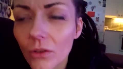 Snapshot of horneymomnextdoor chatting on March 11, 5:35 am horneymomnextdoor online show from March 11, 5:35 am