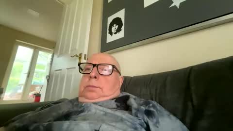 Cum suck Me off online show from March 29, 8:47 am