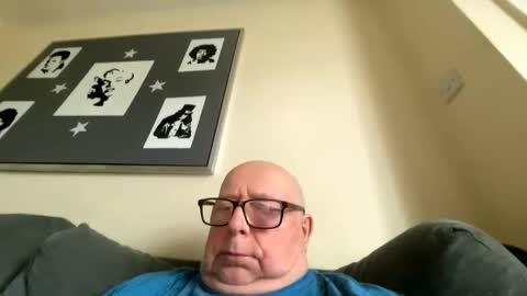 Snapshot of horny_147 chatting on May 21, 8:21 am Cum suck Me off online show from May 21, 8:21 am